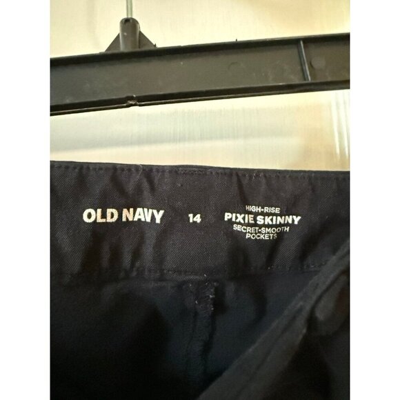 Old Navy women’s size medium pixie skinny pants black - Picture 5 of 7